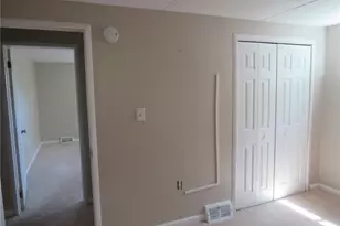 21 Daisytown Rd, W Pike Run Twp, PA 15427 - Photo 18