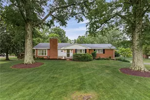 1527 W Ingomar Rd, Pittsburgh, PA 15237 - Photo 1