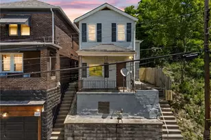 427 Price, North Braddock, PA 15104 - Photo 1