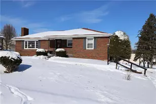 407 E Fairfield Ave, Neshannock Township, PA 16105 - Photo 1