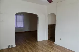 1112 Wade St, Aliquippa, PA 15001 - Photo 4