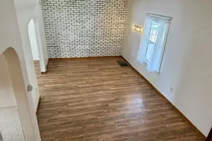 1112 Wade St, Aliquippa, PA 15001 - Photo 2