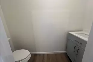 566 Merchant St, Ambridge, PA 15003 - Photo 6