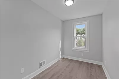 748 Anaheim St, Schenley Heights, PA 15219 - Photo 24