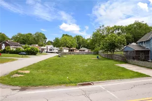 925 Horning Rd, Pittsburgh, PA 15236 - Photo 1