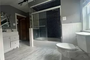 223 Division Ave, Ellwood City, PA 16117 - Photo 14