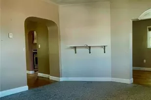 223 Division Ave, Ellwood City, PA 16117 - Photo 8