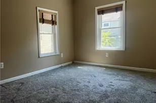 223 Division Ave, Ellwood City, PA 16117 - Photo 12