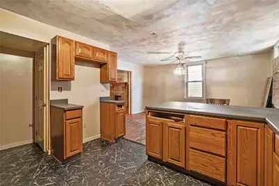 533 Woodward Ave, Stowe Township, PA 15136 - Photo 6