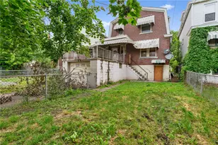 533 Woodward Ave, Stowe Township, PA 15136 - Photo 4