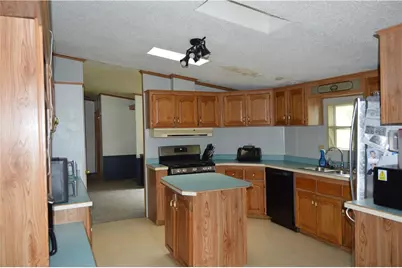 122 Arrowhead Rd, Allegheny Township, PA 16373 - Photo 2