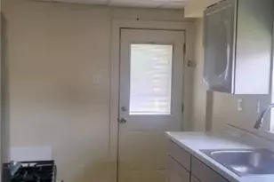 2722 Bethesda St, Pittsburgh, PA 15227 - Photo 14