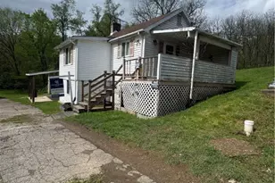 5 Navoski Ln, Smith Township, PA 15021 - Photo 2