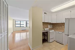 112 Washington Pl, Downtown Pgh, PA 15219 - Photo 10