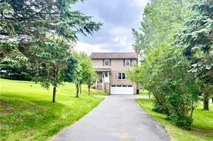 145 Marylee Dr, Brighton Township, PA 15009 - Photo 1