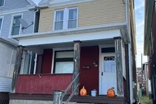 318 Ridge Ave, New Kensington, PA 15068 - Photo 1