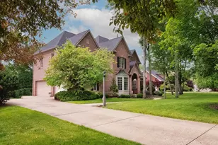 906 Big Bear Ct, Adams Township, PA 15044 - Photo 4