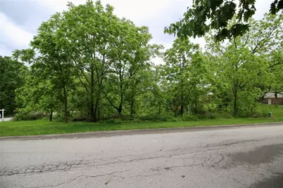 Lot 37 Essex Dr, Hempfield Township, PA 15601 - Photo 2