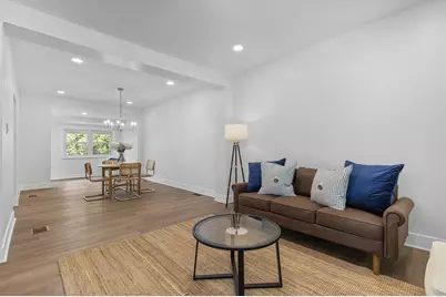 8952 Eastwood Rd, Pittsburgh, PA 15235 - Photo 6