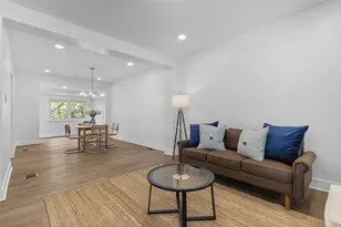 8952 Eastwood Rd, Pittsburgh, PA 15235 - Photo 6