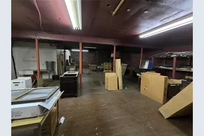 2013 Noble St, Pittsburgh, PA 15218 - Photo 4