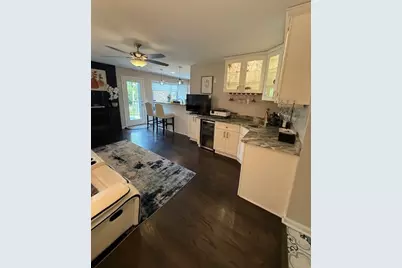 204 Thornberry Cir, Pittsburgh, PA 15234 - Photo 14