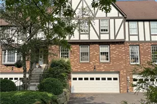 204 Thornberry Cir, Pittsburgh, PA 15234 - Photo 1