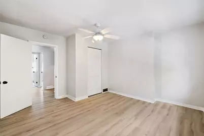 218 Flowers Ave, Pittsburgh, PA 15207 - Photo 16