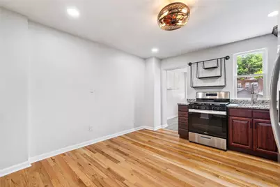 218 Flowers Ave, Pittsburgh, PA 15207 - Photo 10