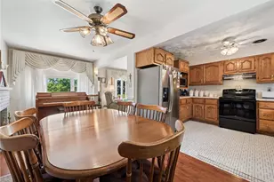 2122 Elizabeth Ct, Murrysville, PA 15632 - Photo 8