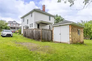 23 Coolidge St, North Union Township, PA 15401 - Photo 6