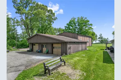 2834 Washington Blvd, Liberty Boro, PA 15133 - Photo 6