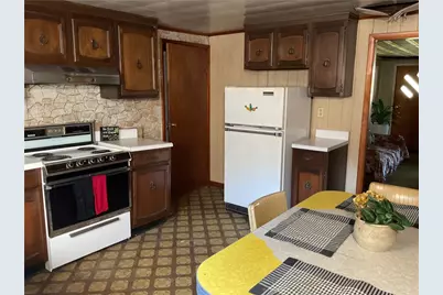 198 Keeny Row, New Salem, PA 15468 - Photo 6