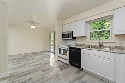 2603 19th St #E, Patterson Township, PA 15010 - Photo 8