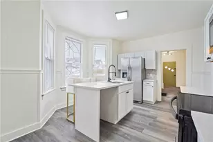 2 Elmont St, Pittsburgh, PA 15205 - Photo 12