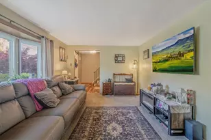 3804 Cynthia Dr, Pittsburgh, PA 15227 - Photo 8