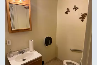 3884 East St, Observatory Hill, PA 15214 - Photo 16