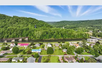 833 Oden St, Confluence Boro, PA 15424 - Photo 8