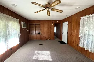 1515 Lee Ln, Grove City Boro, PA 16127 - Photo 2