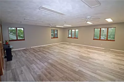 820 S Main St, Southwest Greensburg Boro, PA 15601 - Photo 4