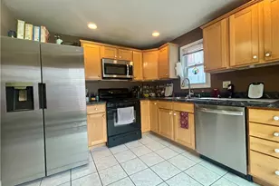 2513 Larkins Wy, Pittsburgh, PA 15203 - Photo 14