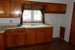 146 Back St, Quemahoning Township, PA 15936 - Photo 4