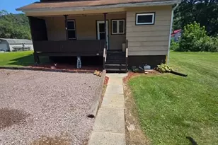 146 Back St, Quemahoning Township, PA 15936 - Photo 1