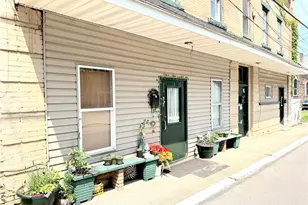 57 Connellsville St, Dunbar, PA 15431 - Photo 4