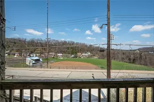 1339 Romanhoff St, Spring Hill, PA 15212 - Photo 4