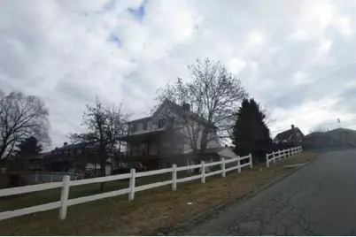 1860 Ohio Ave, West Mifflin, PA 15122 - Photo 2