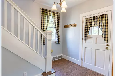 359 Pershing Dr, New Kensington, PA 15068 - Photo 4