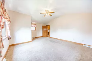 359 Pershing Dr, New Kensington, PA 15068 - Photo 12