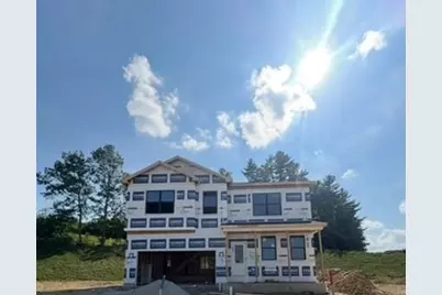 328 Stately Court, Adams Township, PA 16046 - Photo 2