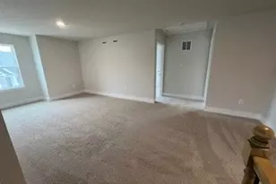 328 Stately Ct, Adams Township, PA 16046 - Photo 14